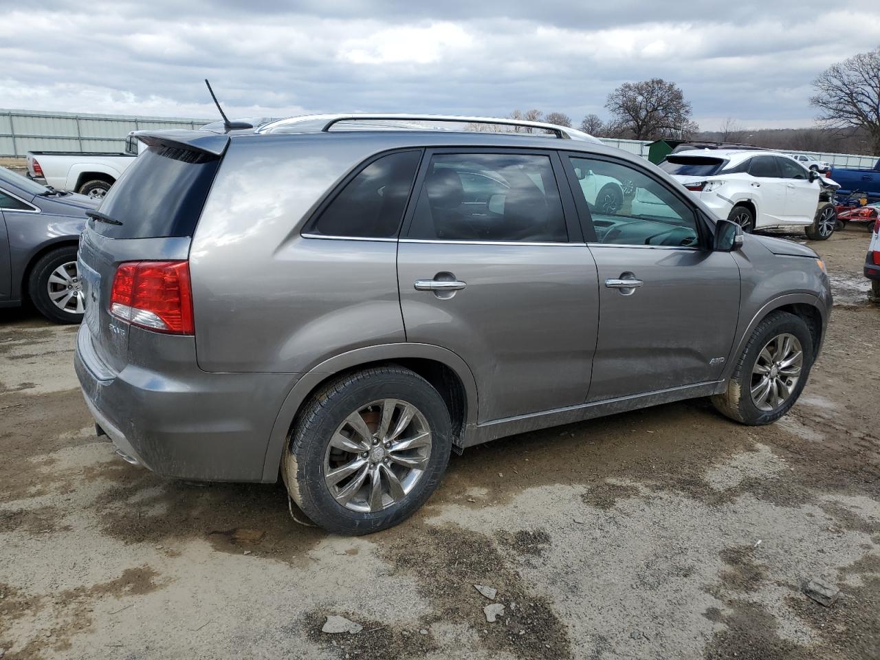 2013 Kia Sorento - Image 3