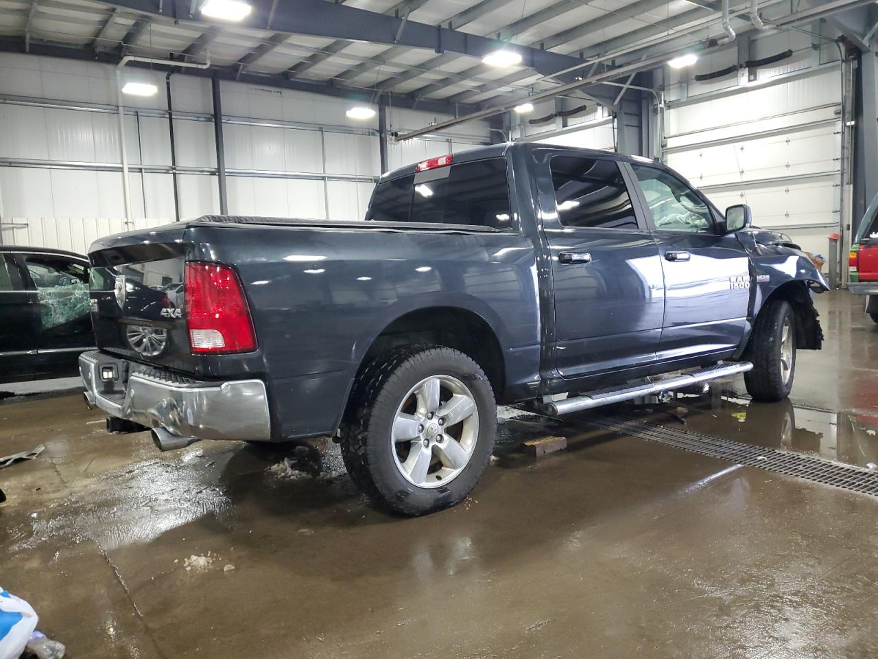 2018 RAM 1500 - Image 3