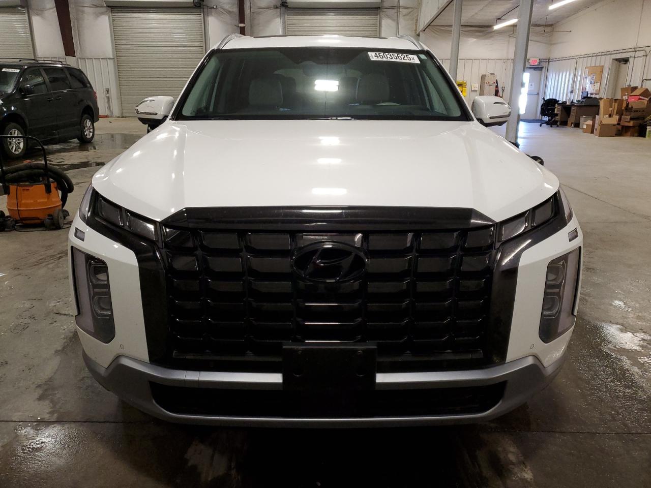 2023 Hyundai Palisade - Image 5