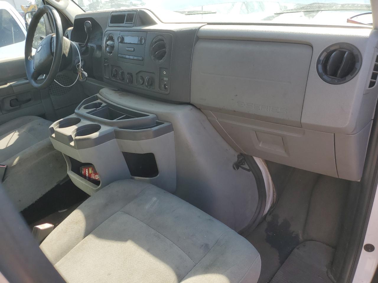 2014 Ford Econoline - Image 8