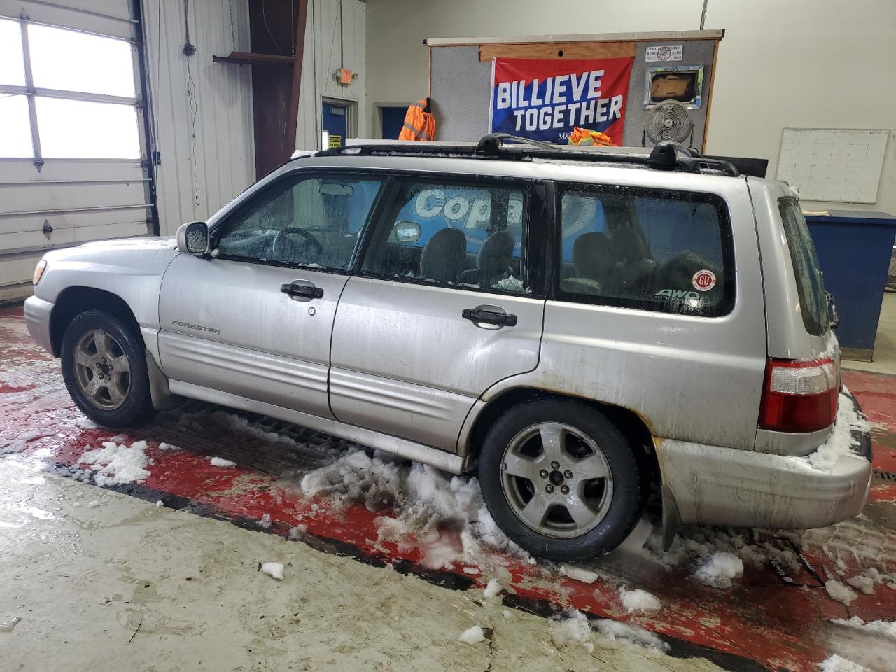 2002 Subaru Forester - Image 2