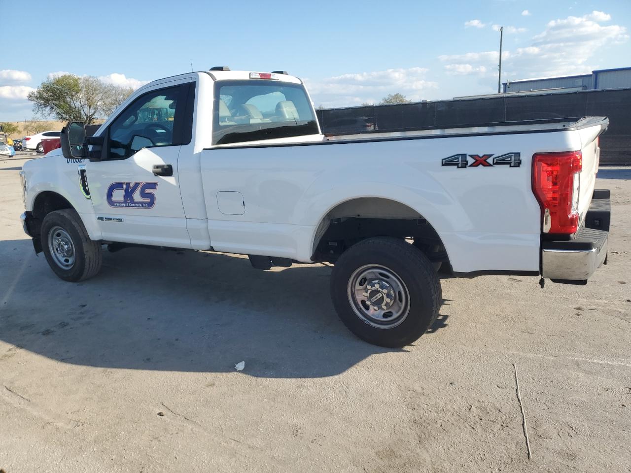 2021 Ford F250 - Image 2