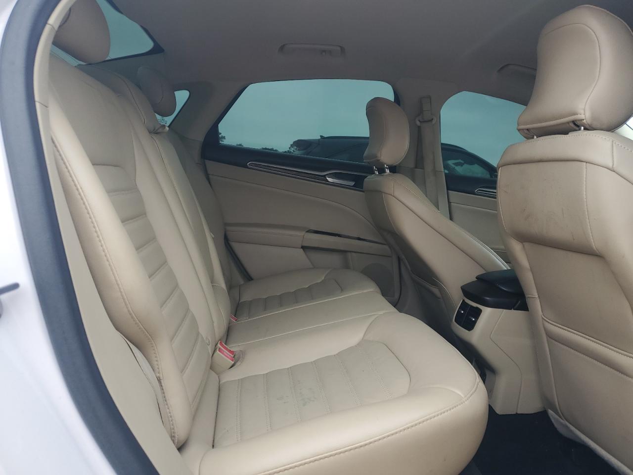 2015 Ford Fusion - Image 10