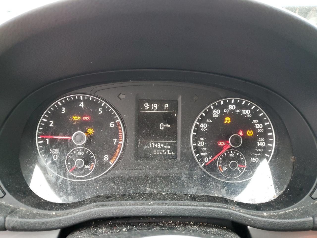 2015 Volkswagen Passat - Image 9