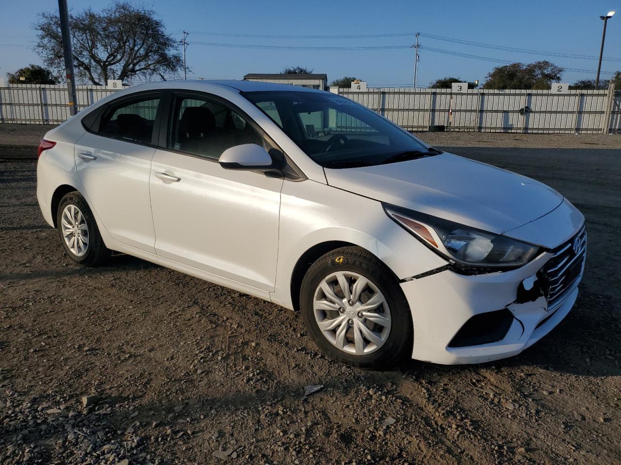 2021 Hyundai Accent - Image 4