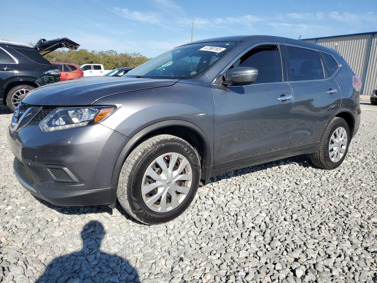 2015 Nissan Rogue - Image 1
