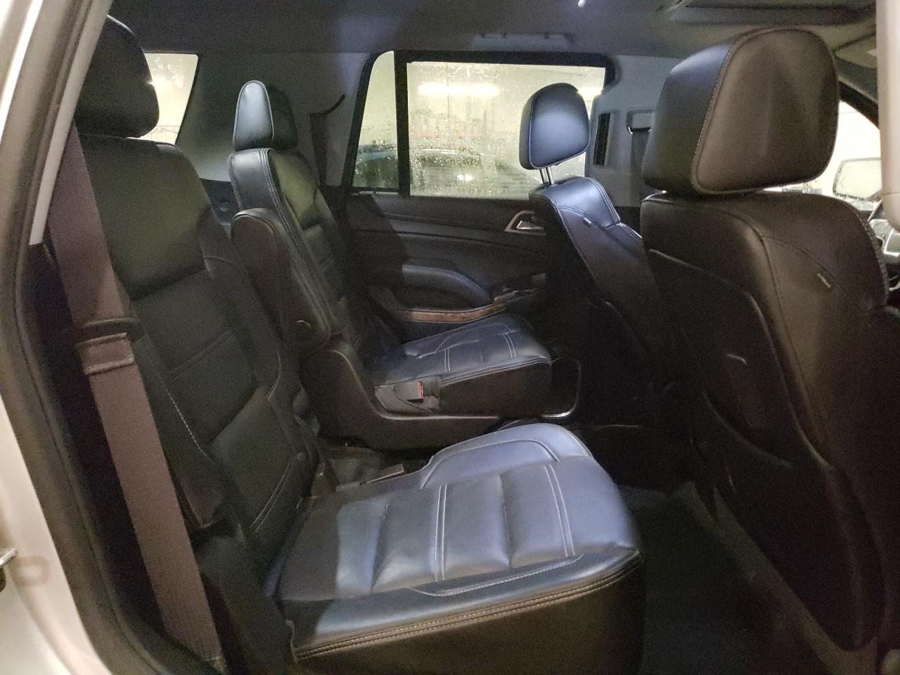 2015 GMC Yukon - Image 11