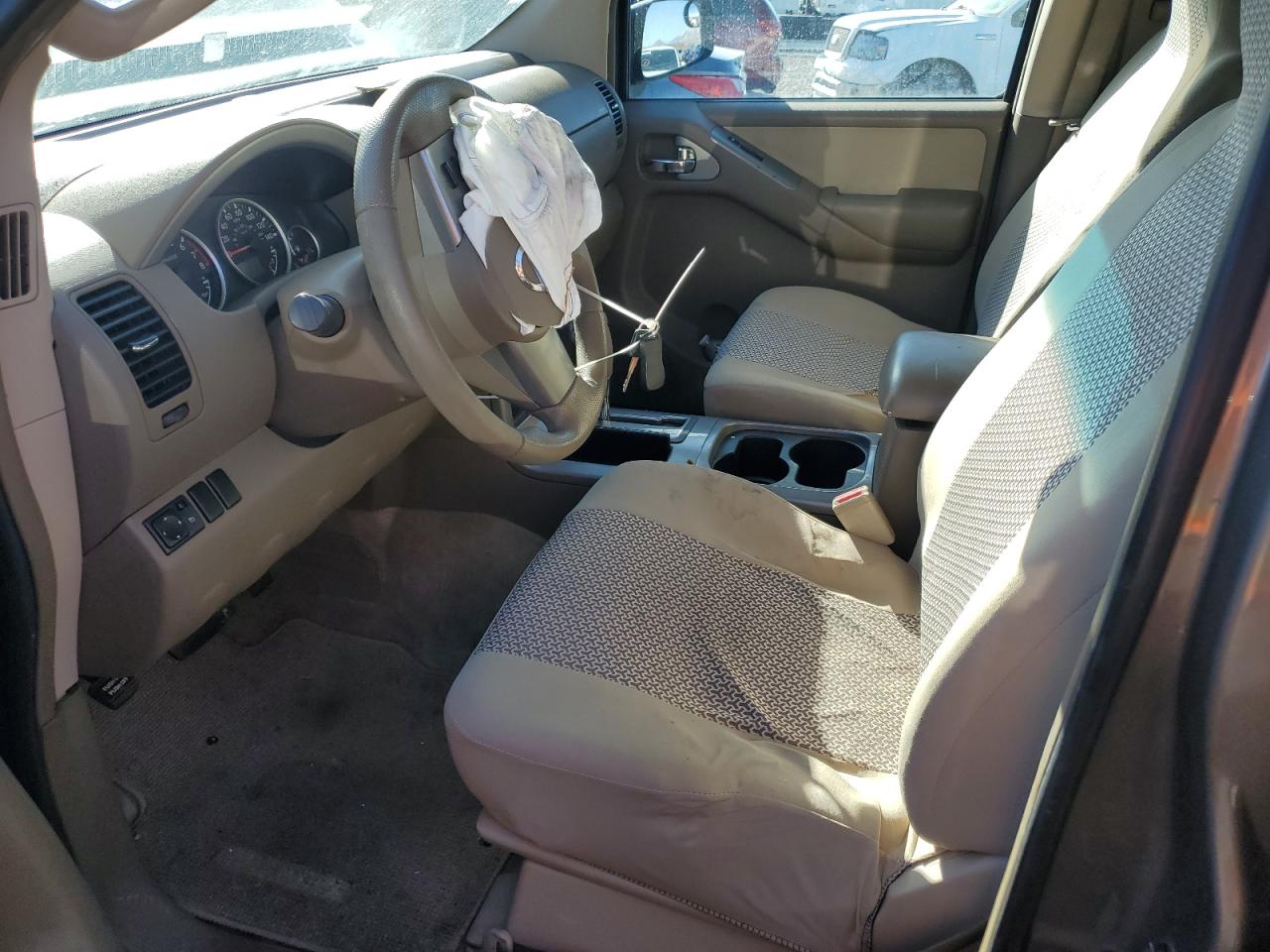 2005 Nissan Pathfinder - Image 7