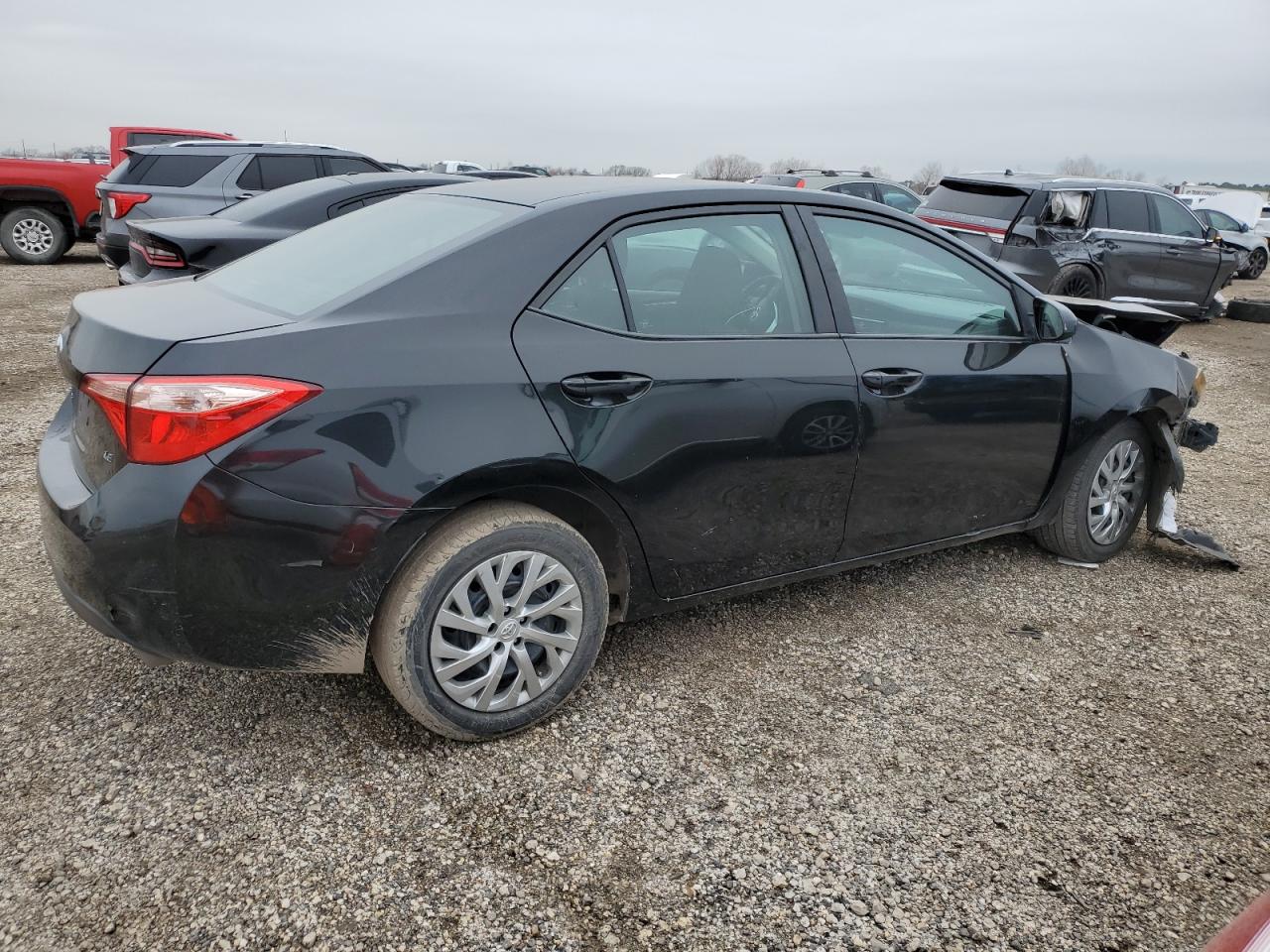 5YFBURHE8JP840634 TOYOTA COROLLA 2018