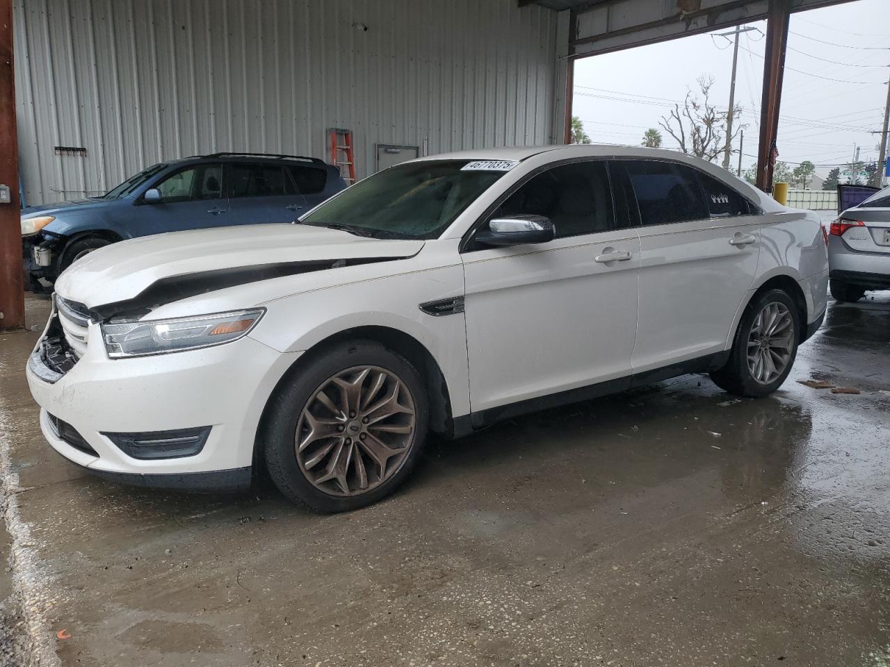2013 Ford Taurus - Image 1