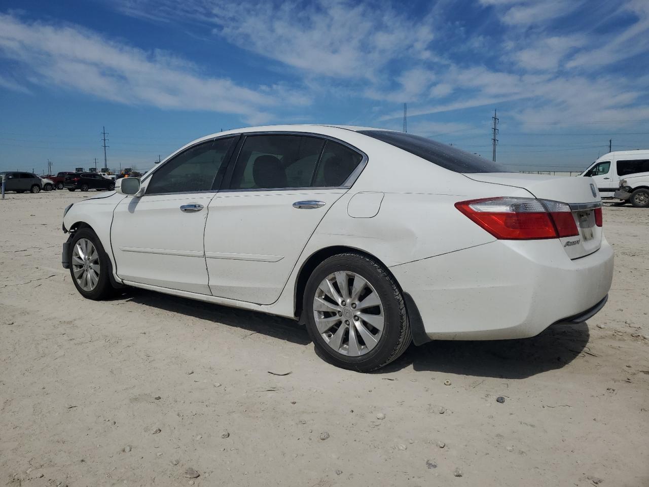 2015 Honda Accord - Image 2