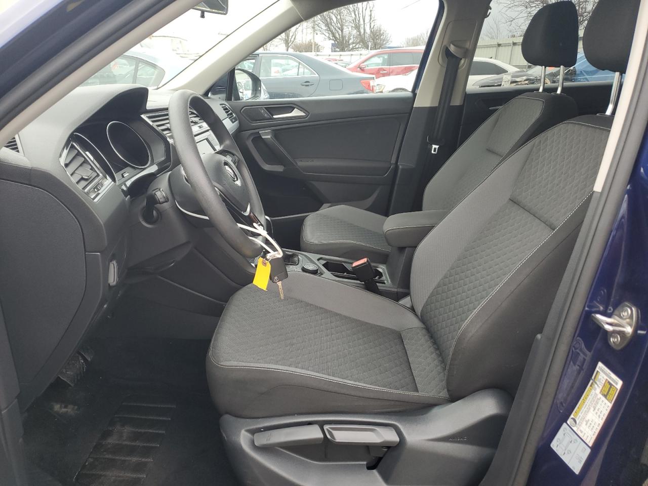 2021 Volkswagen Tiguan - Image 7