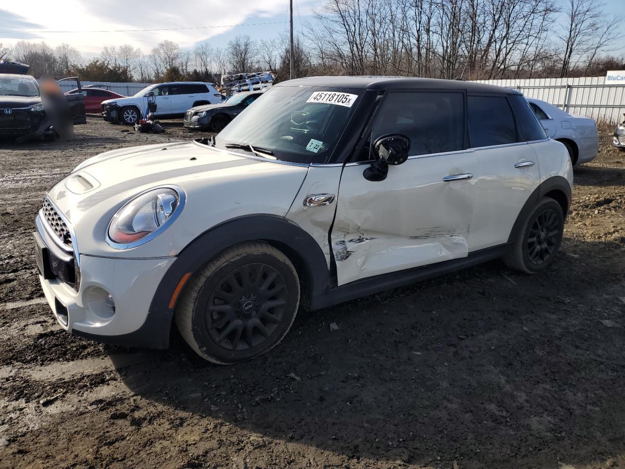 2017 MINI Cooper - Image 1