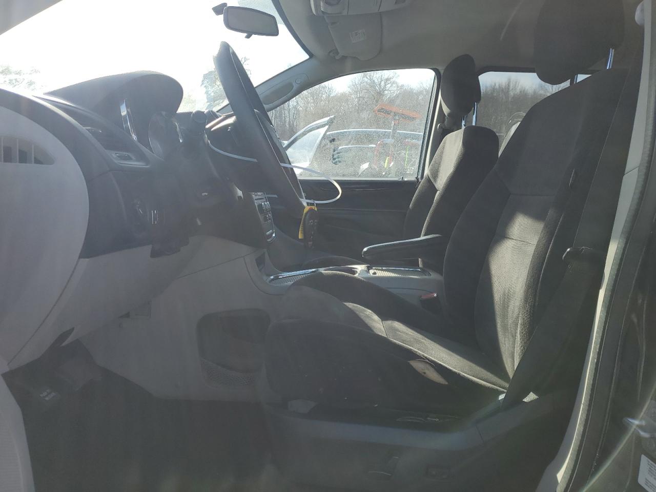 2014 Dodge Caravan - Image 7