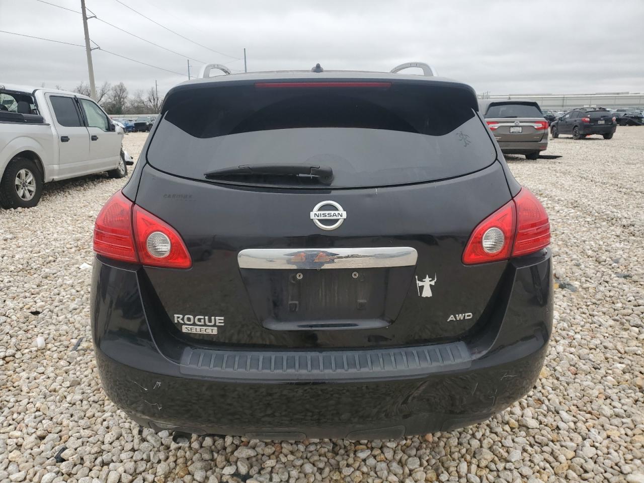 2015 Nissan Rogue - Image 6