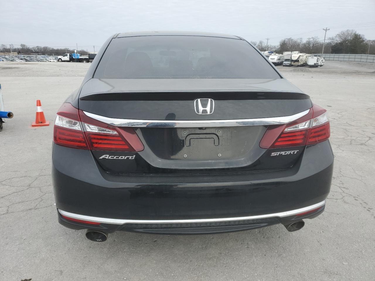 2016 Honda Accord - Image 6