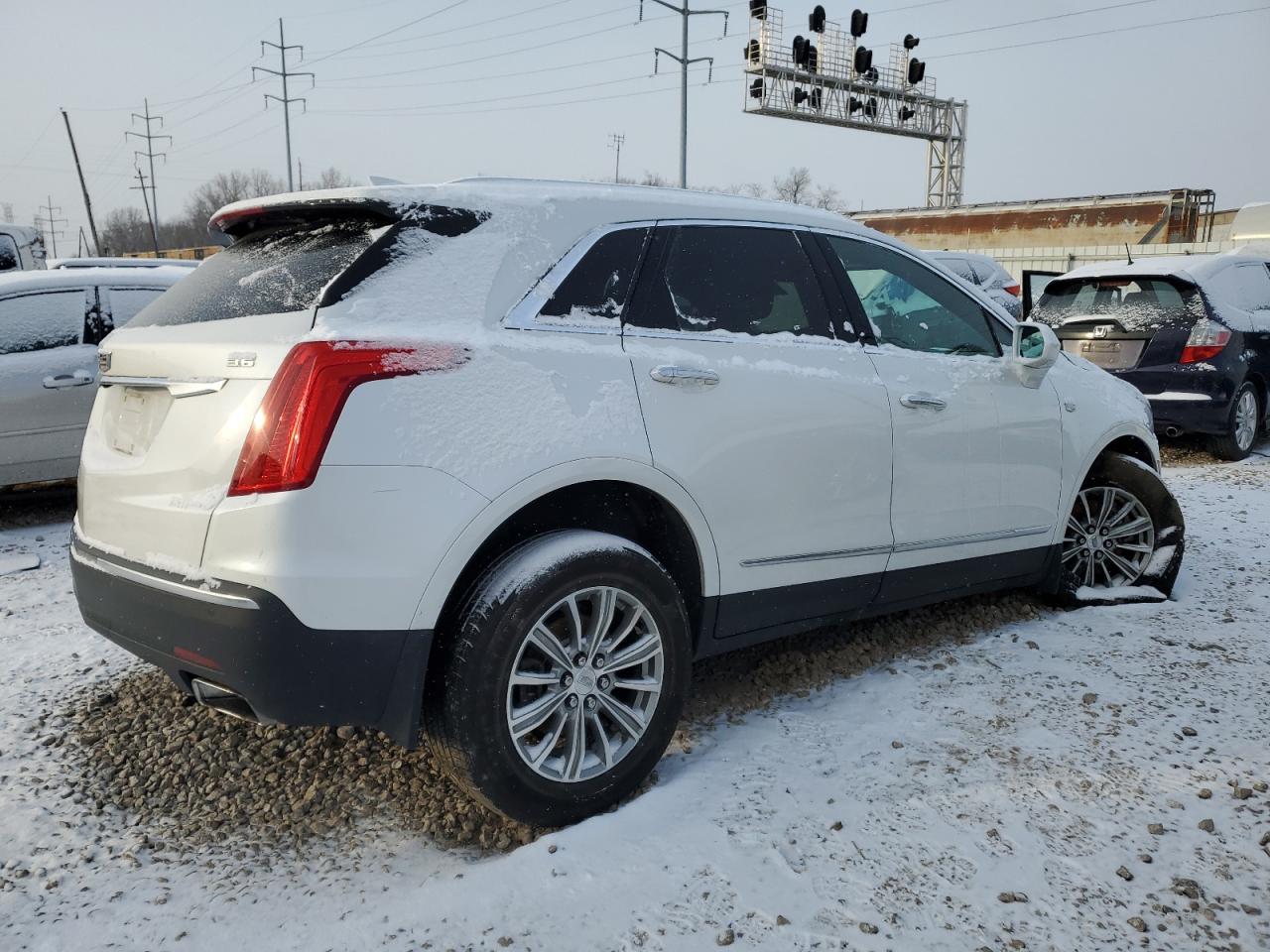 2018 Cadillac XT5 - Image 3