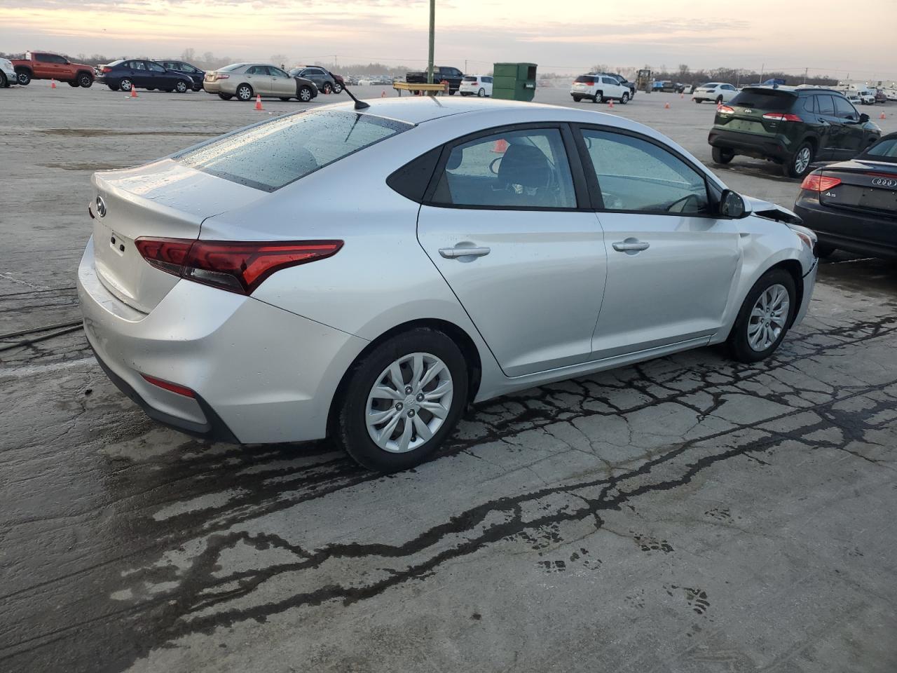 2019 Hyundai Accent - Image 3