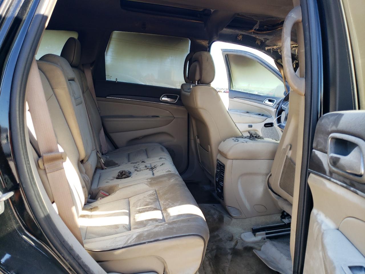 2018 Jeep Grand Cherokee - Image 11
