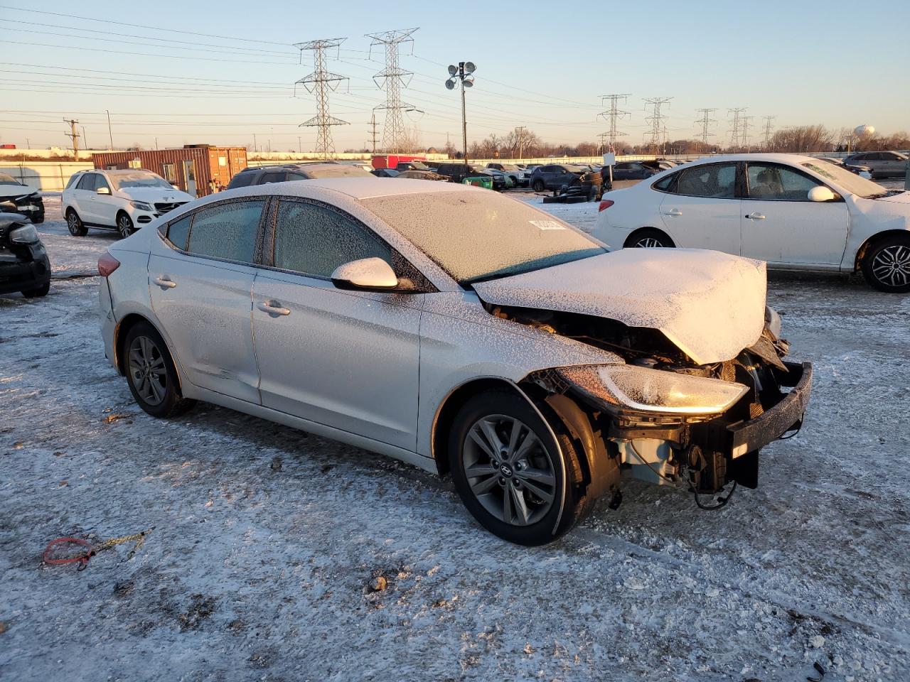 2017 Hyundai Elantra - Image 4