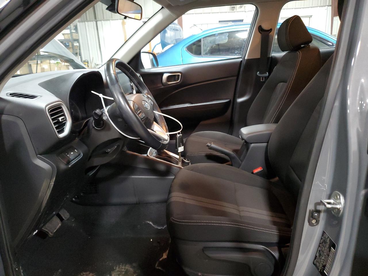 2022 Hyundai Venue - Image 7