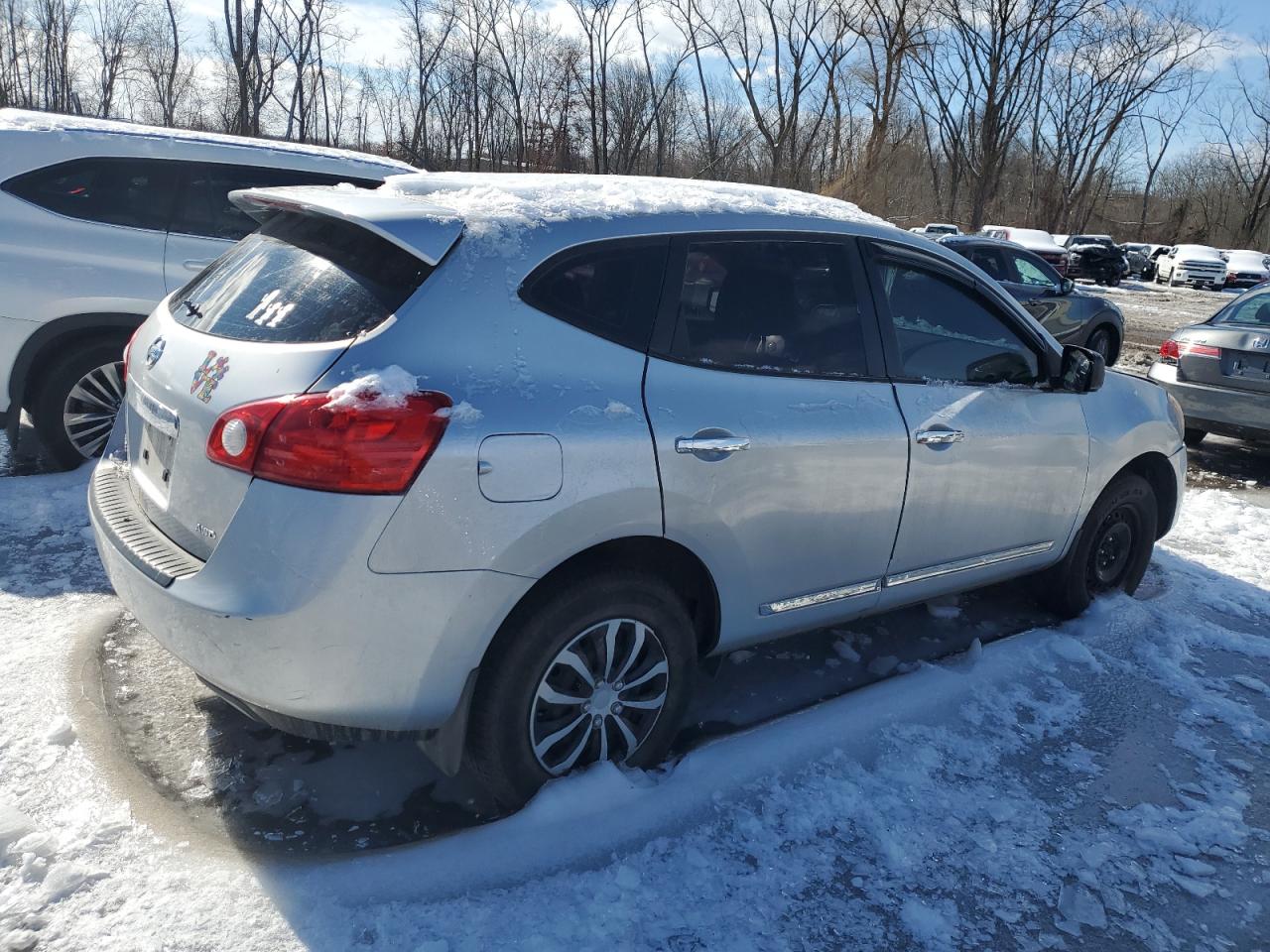 2012 Nissan Rogue - Image 3