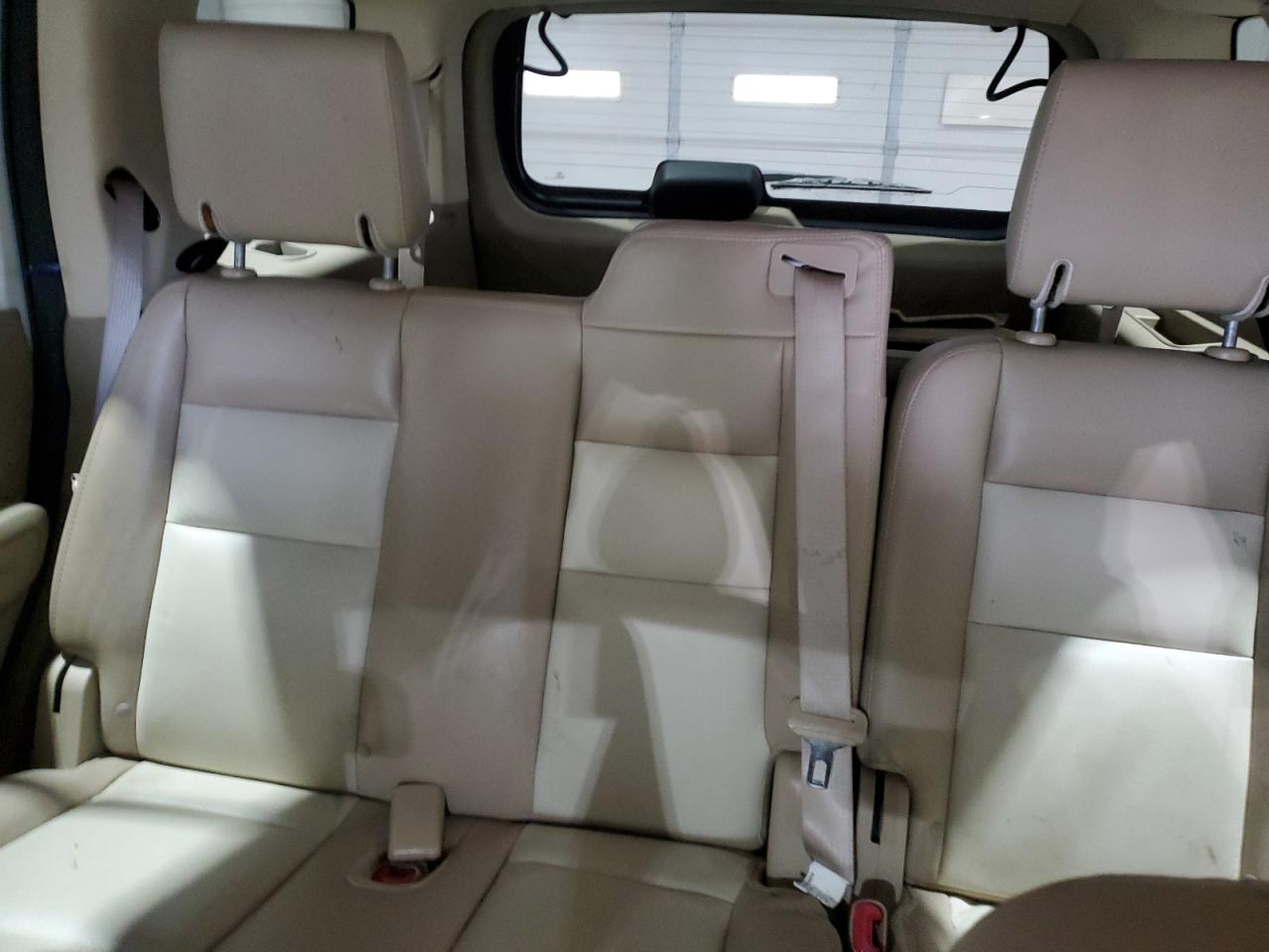2007 Ford Explorer - Image 10