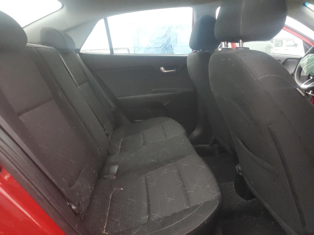 2019 Kia Rio - Image 10