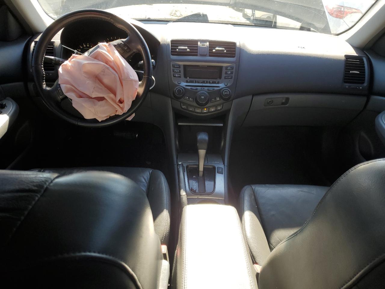 2006 Honda Accord - Image 8