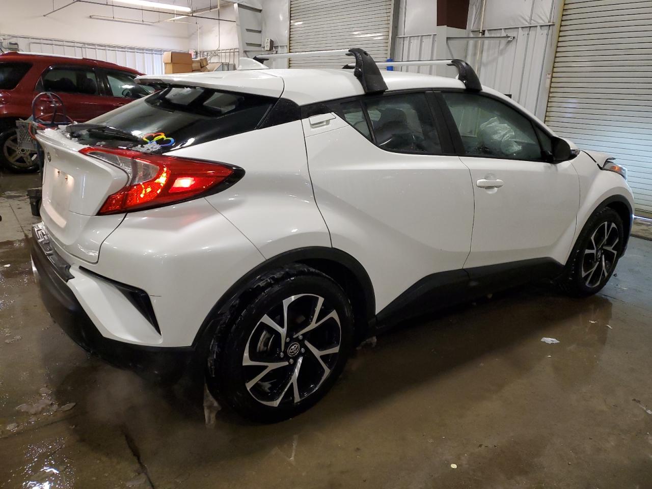 2018 Toyota C-HR - Image 3