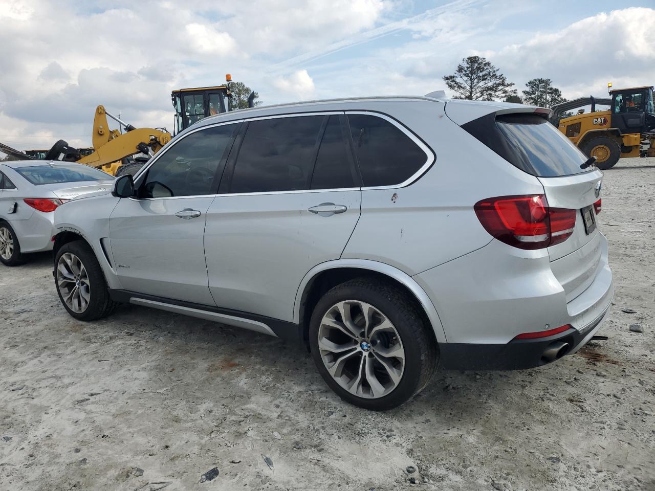 2016 BMW X5 - Image 2