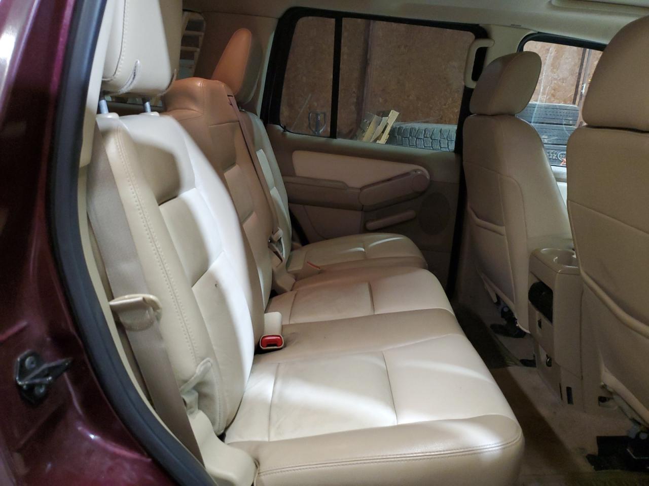 2008 Ford Explorer - Image 11
