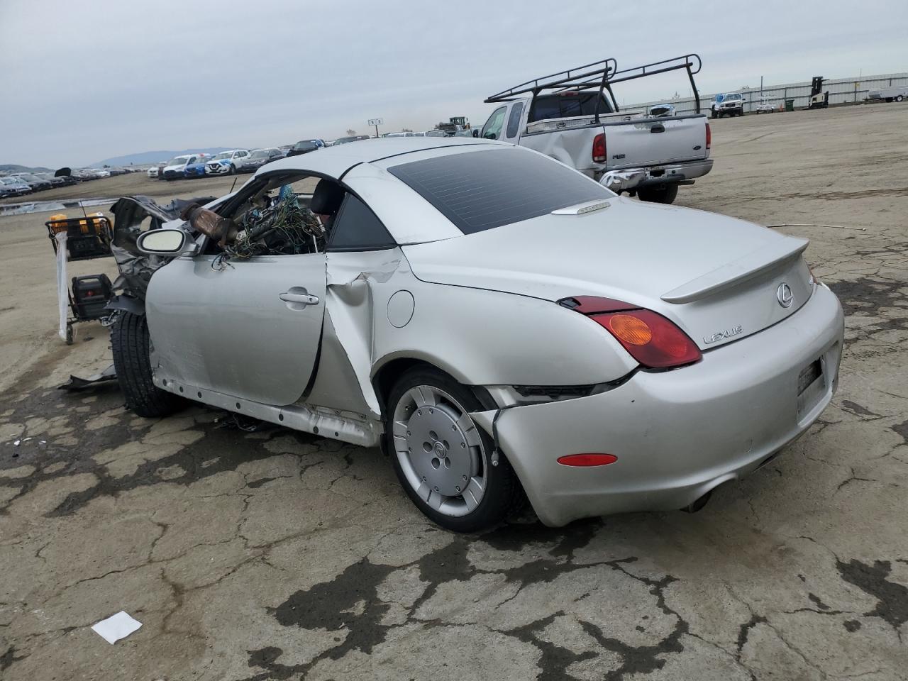2002 Lexus SC - Image 2