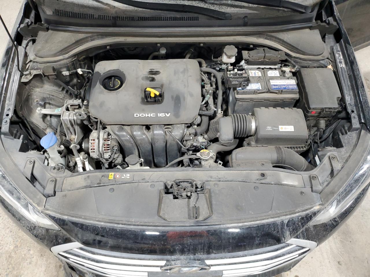 2017 Hyundai Elantra - Image 11