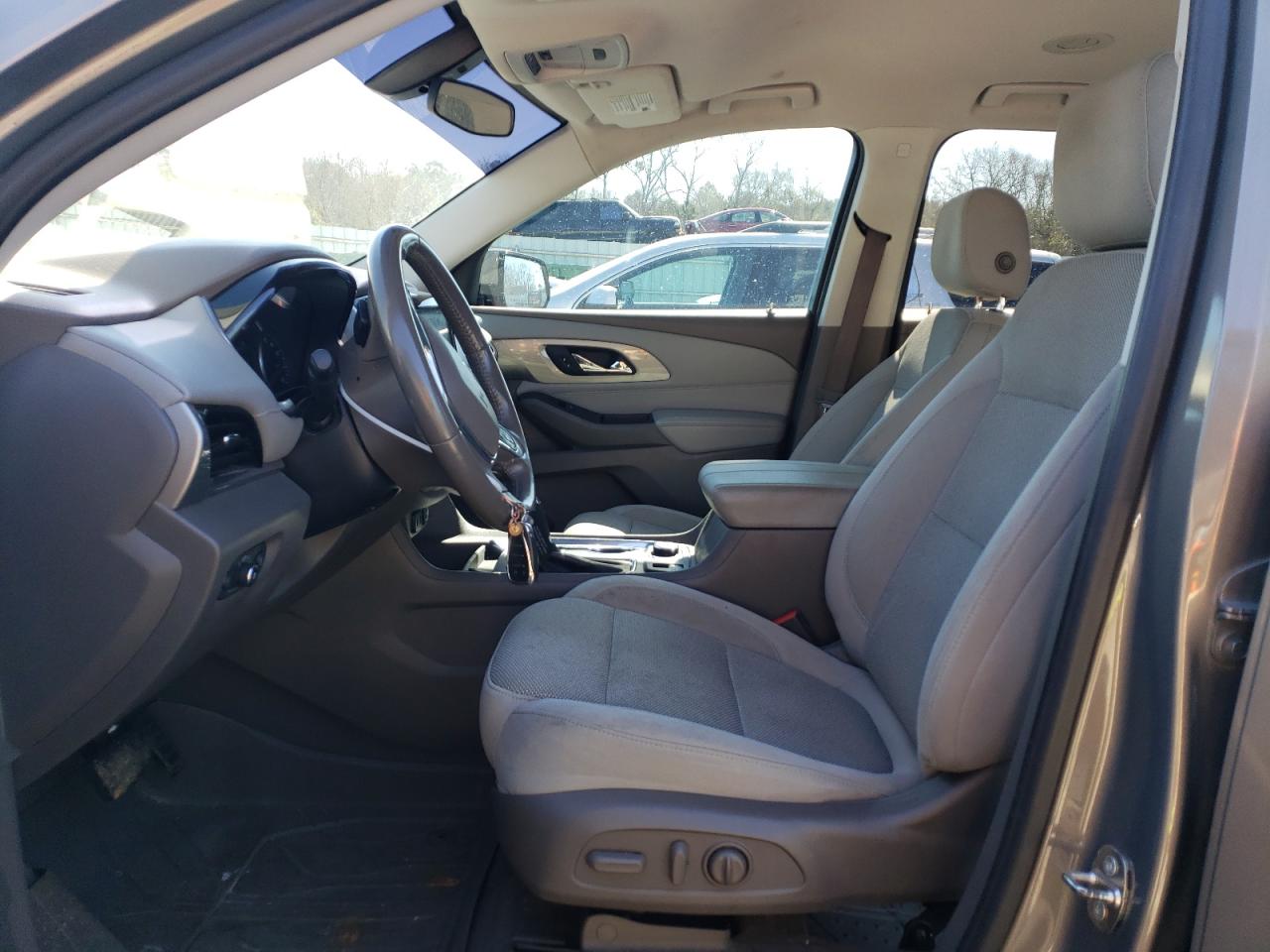 1GNERGKW1KJ107648 CHEVROLET TRAVERSE 2019