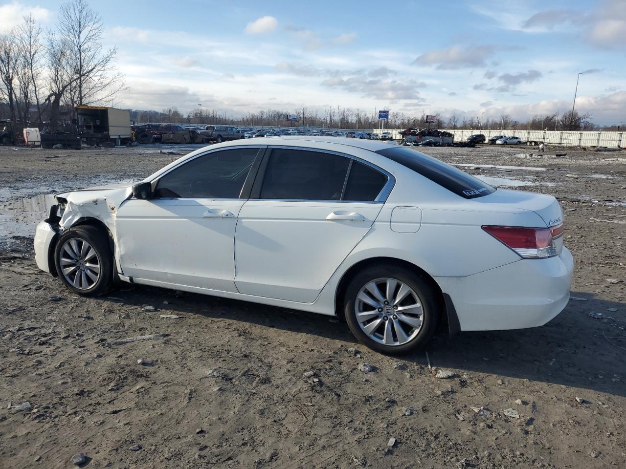 2011 Honda Accord - Image 2