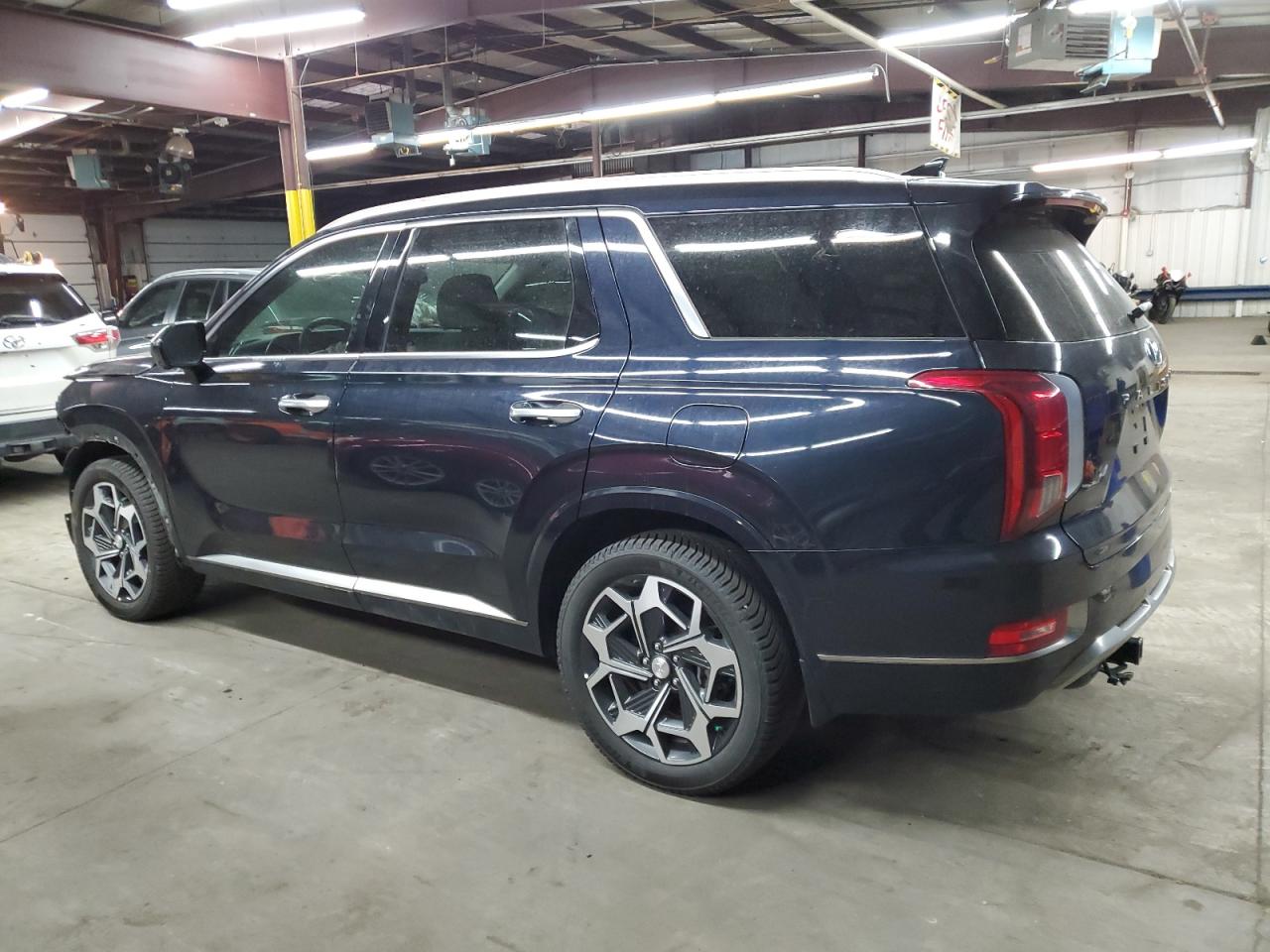 2022 Hyundai Palisade - Image 2