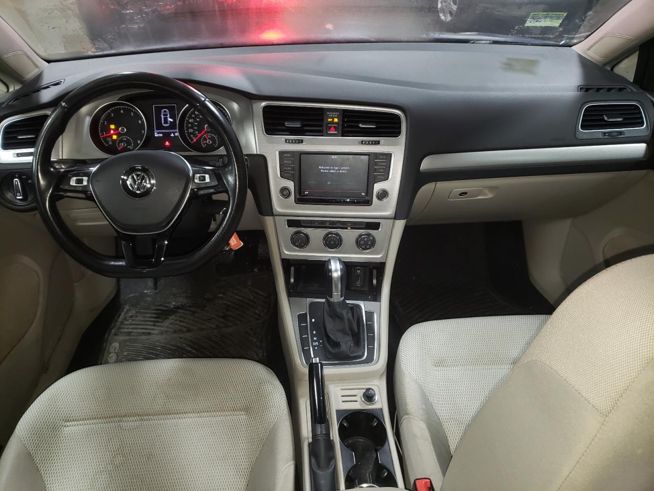 2016 Volkswagen Golf - Image 8