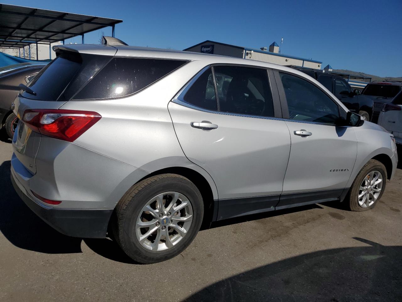 2021 Chevrolet Equinox - Image 3