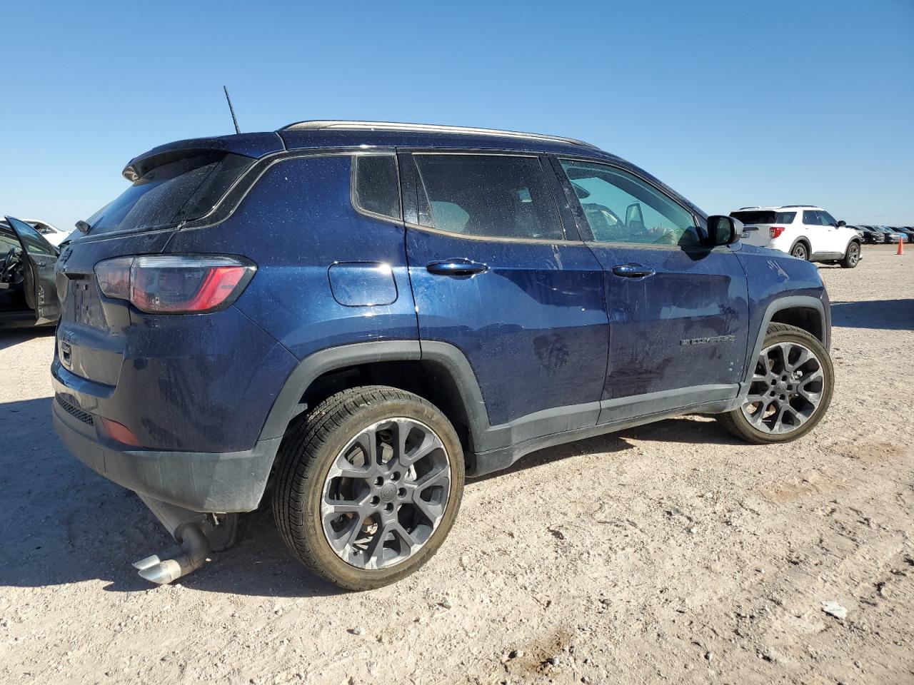 2021 Jeep Compass - Image 3