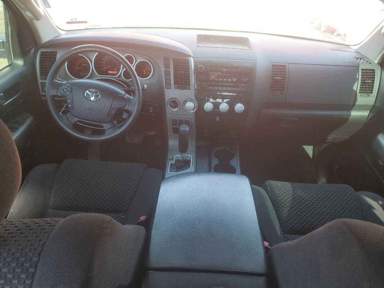 2011 Toyota Tundra - Image 8