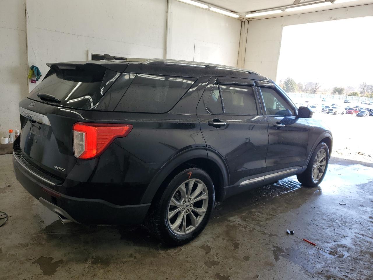 2021 Ford Explorer - Image 3