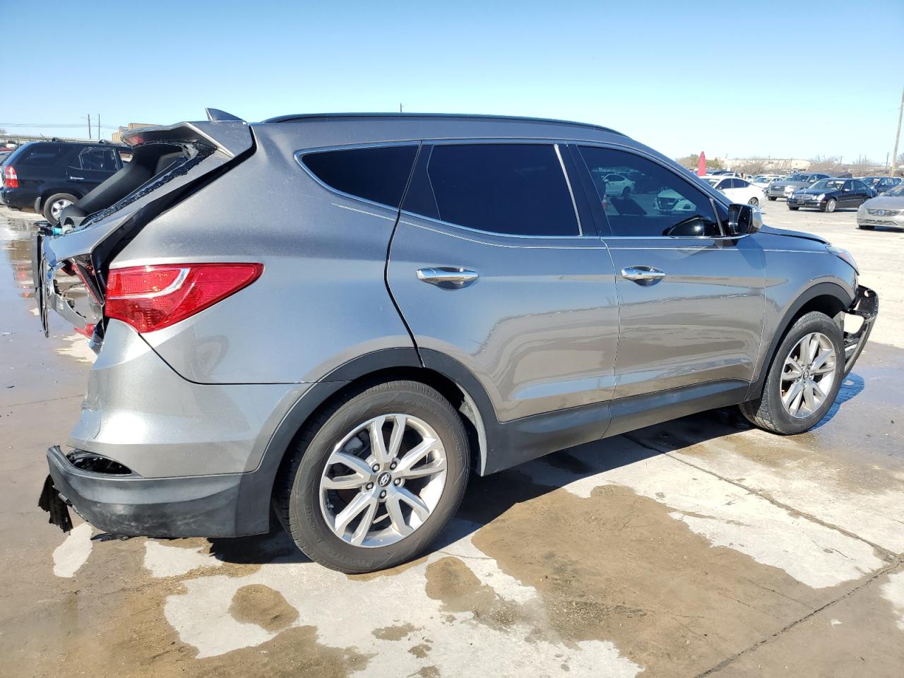 2014 Hyundai Santa Fe - Image 3
