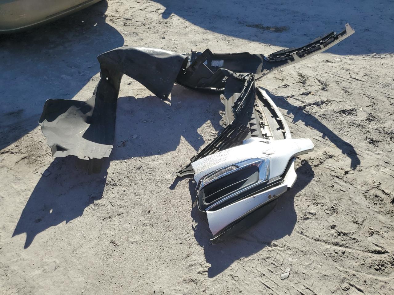 2015 Chevrolet Cruze - Image 12