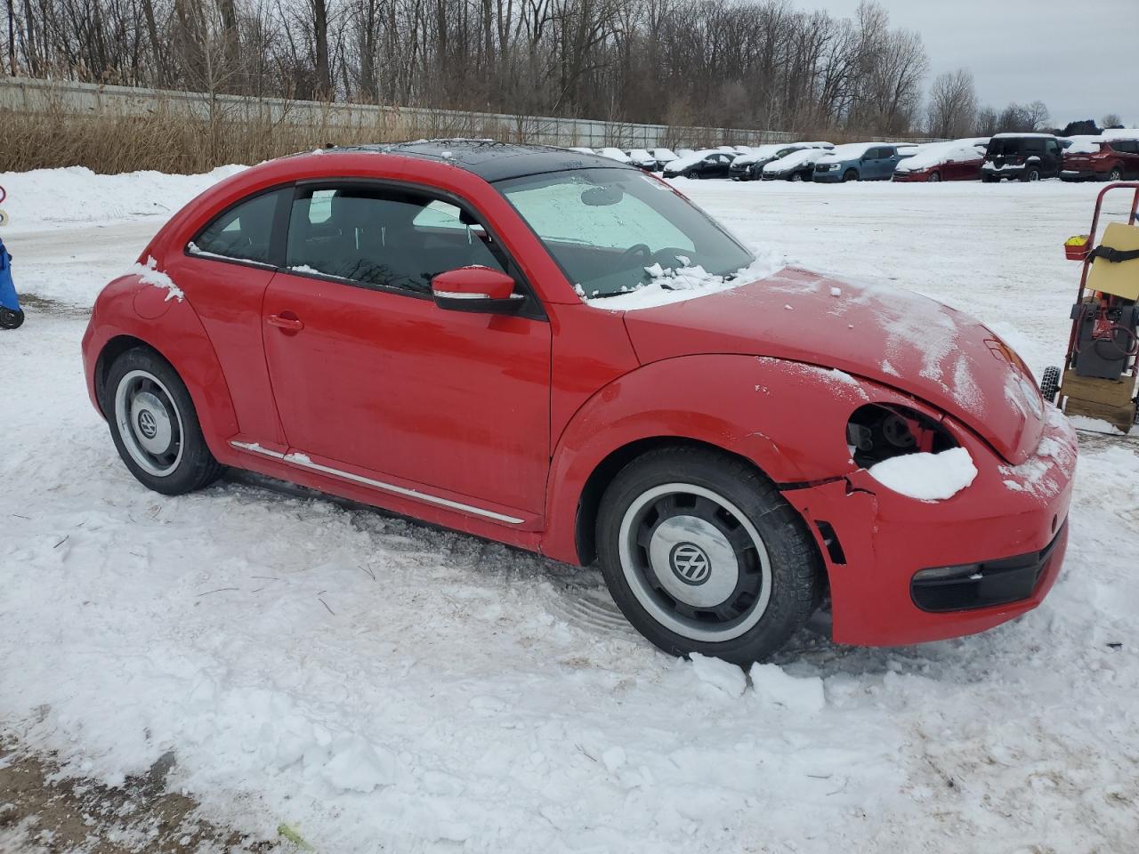 2013 Volkswagen Beetle - Image 4