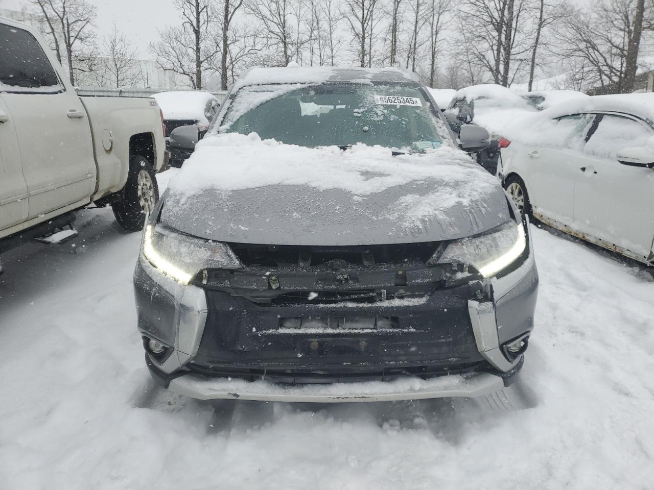 2018 Mitsubishi Outlander - Image 5