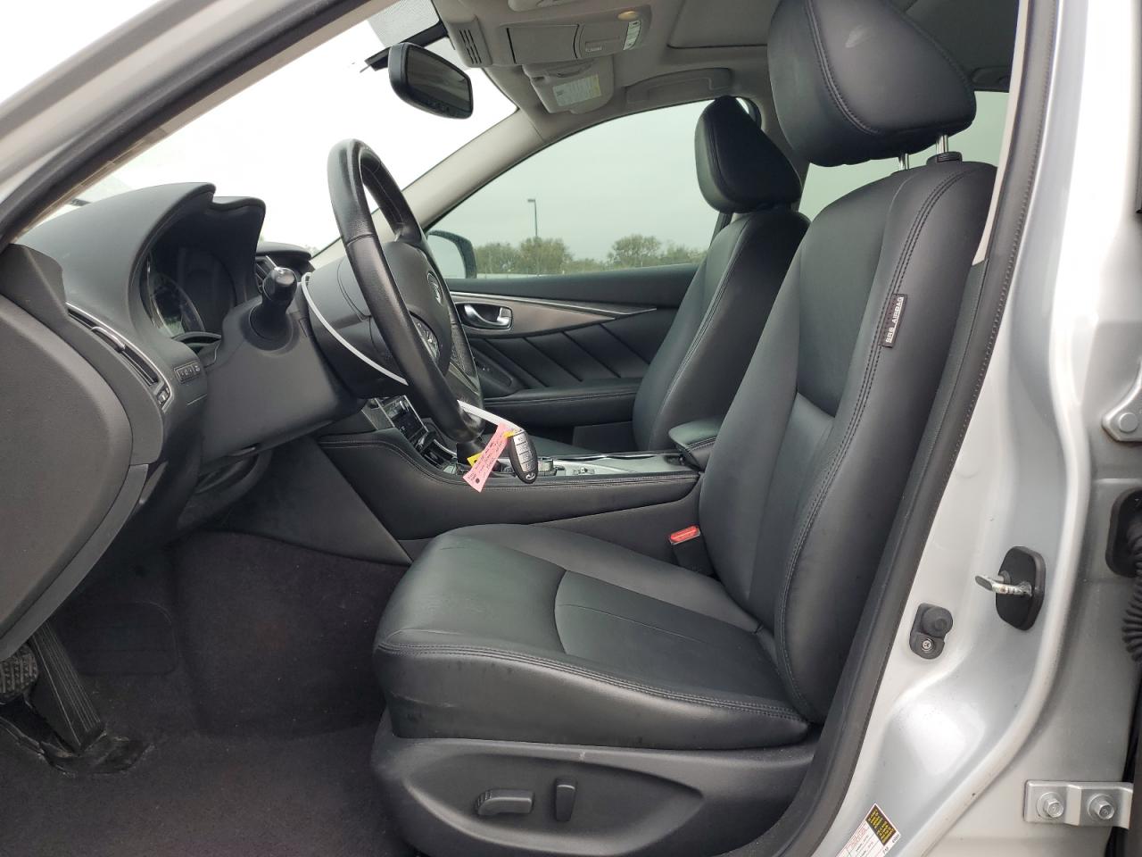 2015 Infiniti Q50 - Image 7