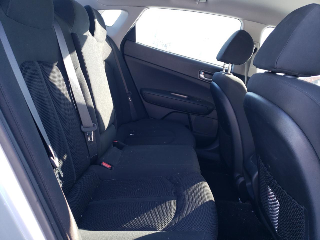 2019 Kia Optima - Image 11