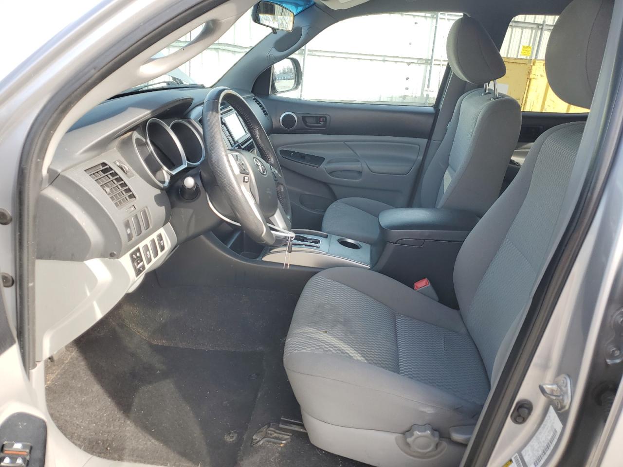 2014 Toyota Tacoma - Image 7