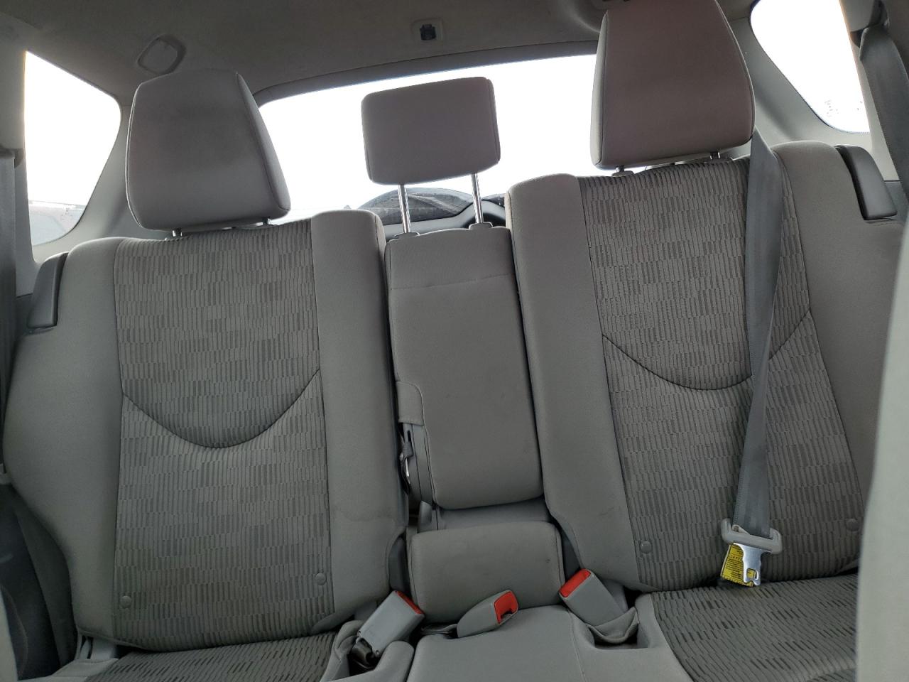 2012 Toyota RAV 4 - Image 10